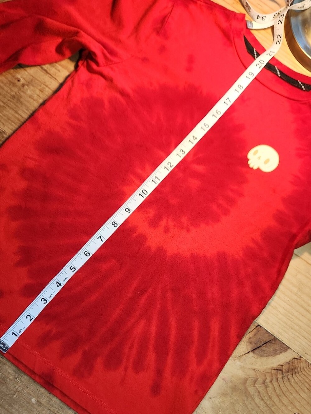 art class Red Tie-Dye Long-Sleeve Tee with Small White Skull, Sz 8-10 (M). - Picture 10 of 10
